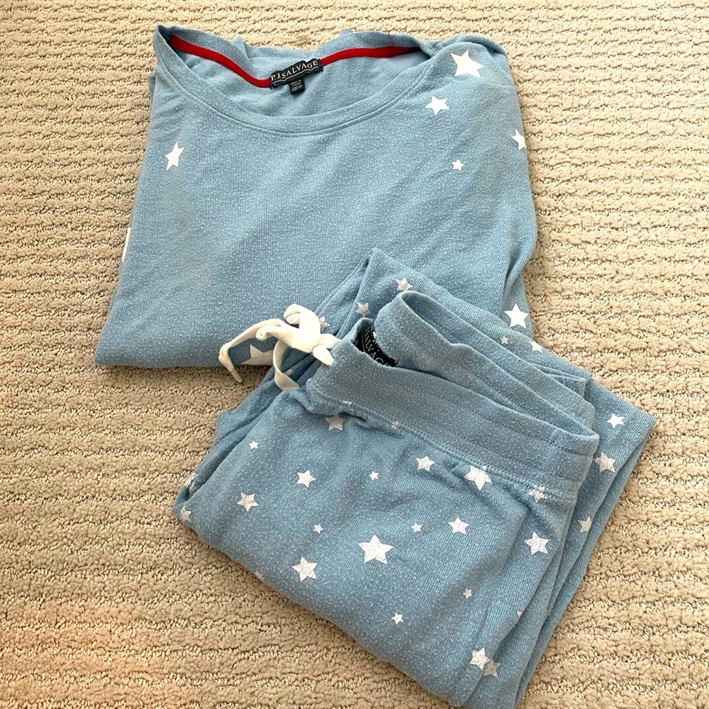 Blue and white pj star set